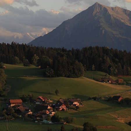 Studio Der Alpen 툰 외부 사진